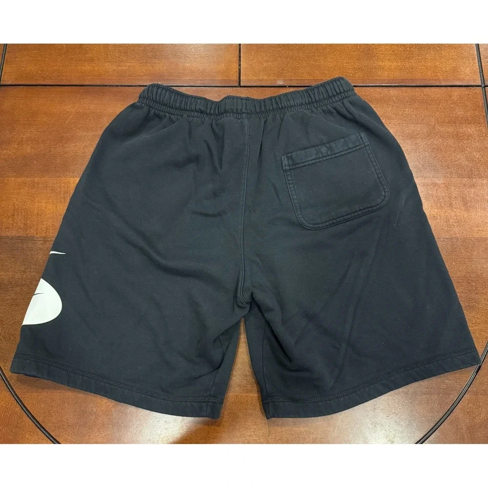 Nike Sportswear Club Fleece Black Sweat Shorts Big Swoosh Logo Men's Size (M)